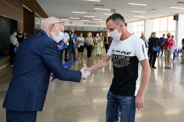 Kliknij, aby powiększyć zdjęcie.