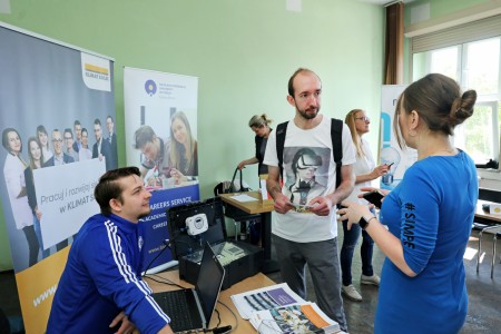 Fotorelacja z IV Targów Praktyk. Kliknij, aby powiększyć zdjęcie.