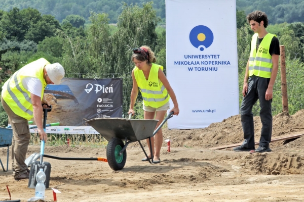 Kliknij, aby powiększyć zdjęcie.