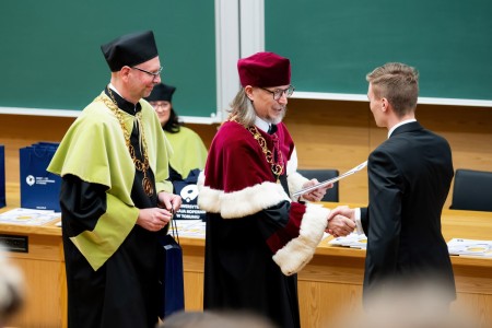 Inauguracja roku akademickiego 2024/25 - kadr. Kliknij, aby powiększyć zdjęcie.
