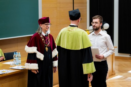 Inauguracja roku akademickiego 2024/25 - kadr. Kliknij, aby powiększyć zdjęcie.