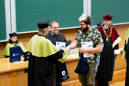Inauguracja roku akademickiego 2024/25 - kadr. Kliknij, aby powiększyć zdjęcie.