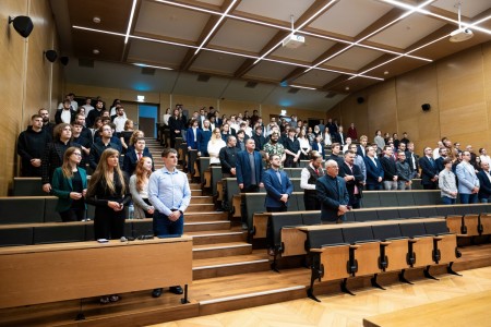 Inauguracja roku akademickiego 2024/25 - kadr. Kliknij, aby powiększyć zdjęcie.