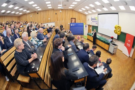 Kliknij, aby powiększyć zdjęcie.