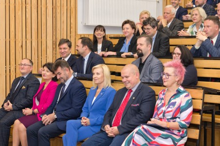 Kliknij, aby powiększyć zdjęcie.