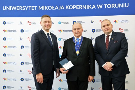 „Sapientia et Veritas” dla prof. Jana Styczyńskiego. Kliknij, aby powiększyć zdjęcie.