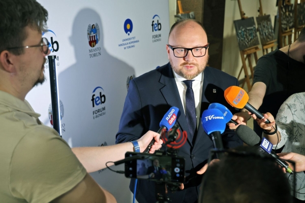 Kliknij, aby powiększyć zdjęcie.