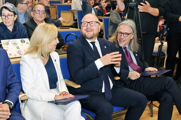 Kliknij, aby powiększyć zdjęcie.