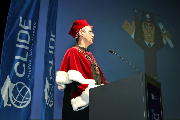 Kliknij, aby powiększyć zdjęcie.