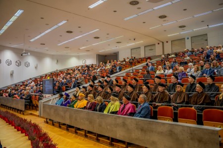 uroczystość wręczenia tytułu doktora honoris causa . Kliknij, aby powiększyć zdjęcie.