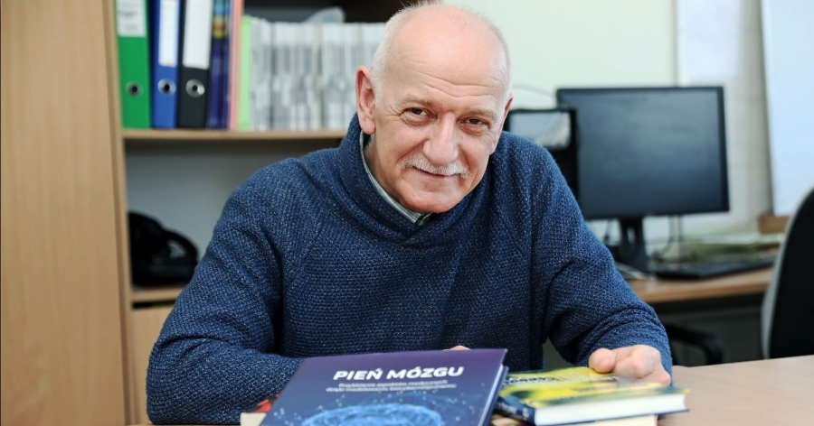 Dr Tomasz Komendziński z Katedry Kognitywistyki na Wydziale Filozofii i Nauk Społecznych