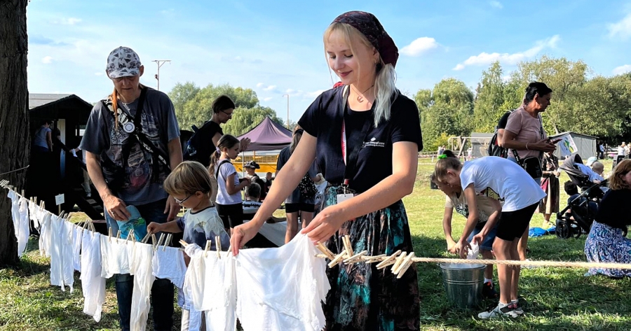 Agata Zamorowska w trakcie badań terenowych