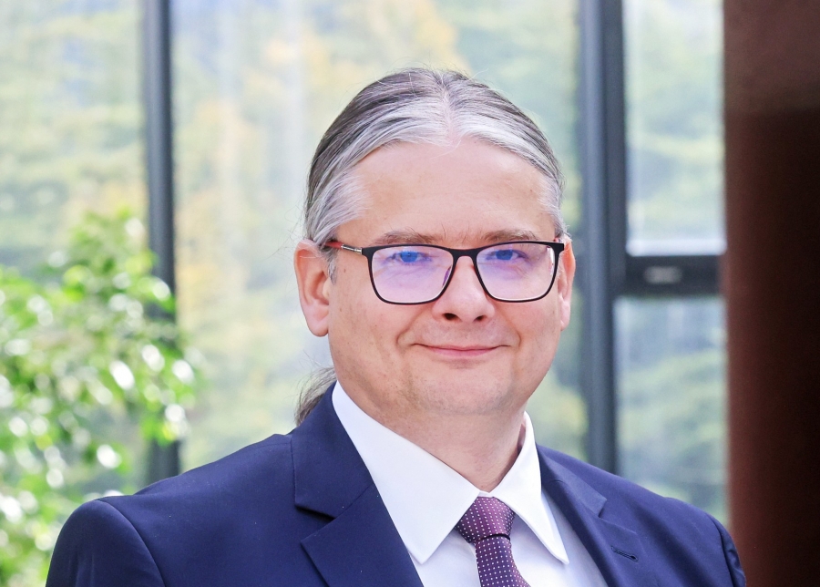 prof. dr. hab. J. Mederski