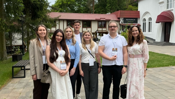 Młodzi naukowcy z naszej Uczelni na ogólnopolskim sympozjum